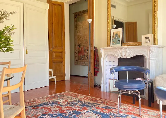 Le Saint Apolline - Sete, Appartement Haussmanien